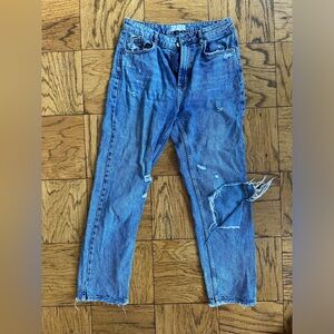 Baggy, ripped jeans